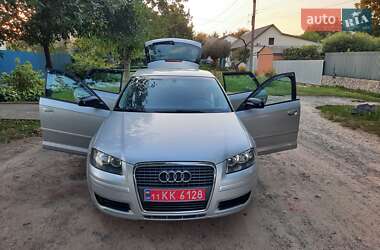Хэтчбек Audi A3 2006 в 