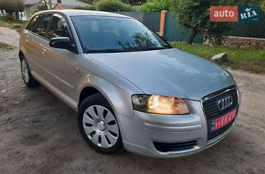 Хэтчбек Audi A3 2006 в 
