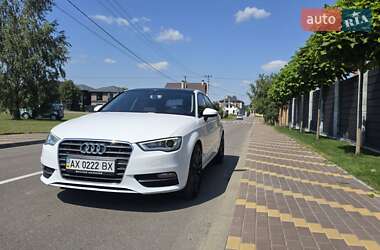 Хэтчбек Audi A3 2015 в 
