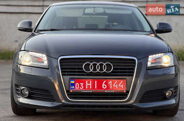 Хэтчбек Audi A3 2009 в 