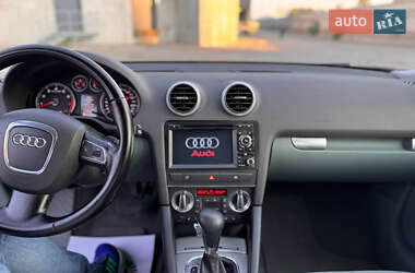 Хэтчбек Audi A3 2009 в 