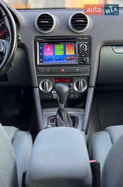 Хэтчбек Audi A3 2009 в 