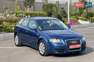 Хэтчбек Audi A3 2008 в 