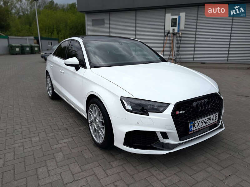 Седан Audi A3 2015 в Харькове