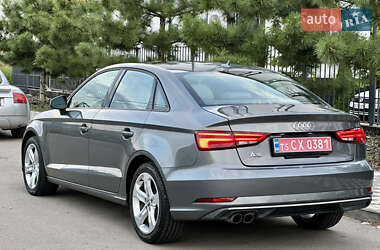 Седан Audi A3 2018 в 