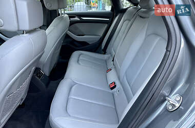 Седан Audi A3 2018 в 
