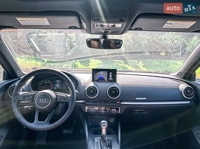 Седан Audi A3 2019 в Львові