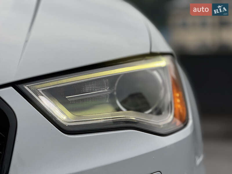 Седан Audi A3 2014 в Ужгороде