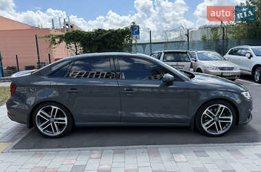 Седан Audi A3 2019 в 