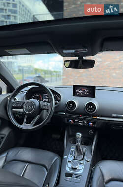 Седан Audi A3 2019 в 