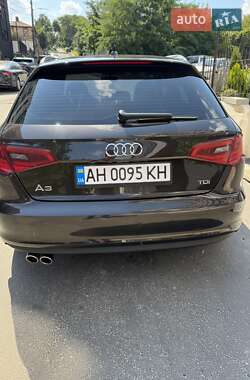 Хэтчбек Audi A3 2018 в 