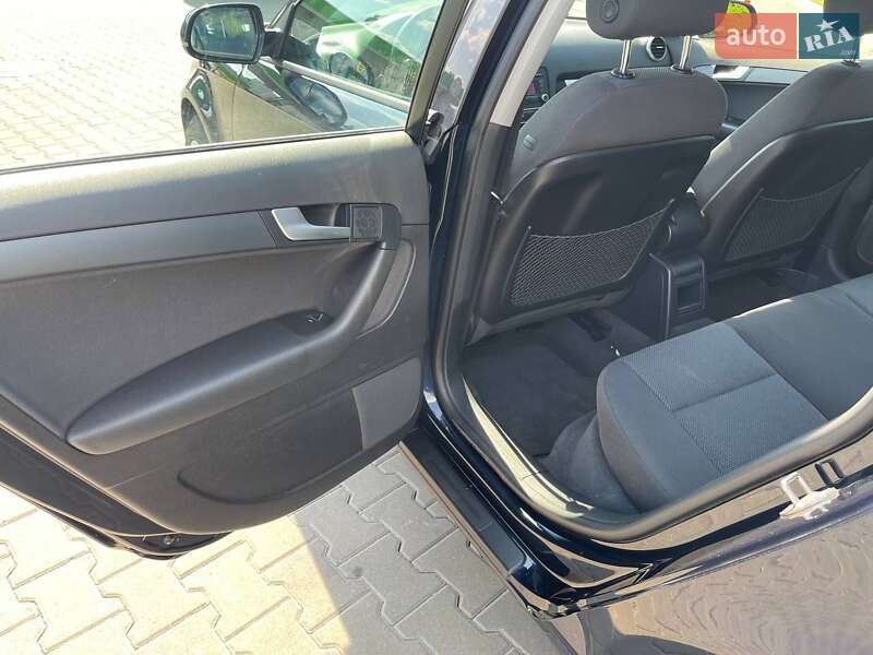 Хэтчбек Audi A3 2010 в Киеве