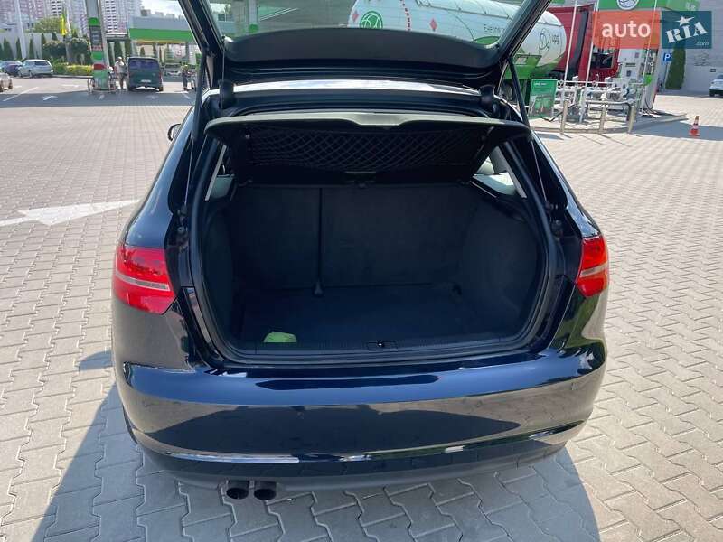 Хэтчбек Audi A3 2010 в Киеве