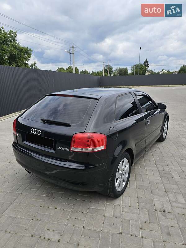 Хэтчбек Audi A3 2004 в Черкассах