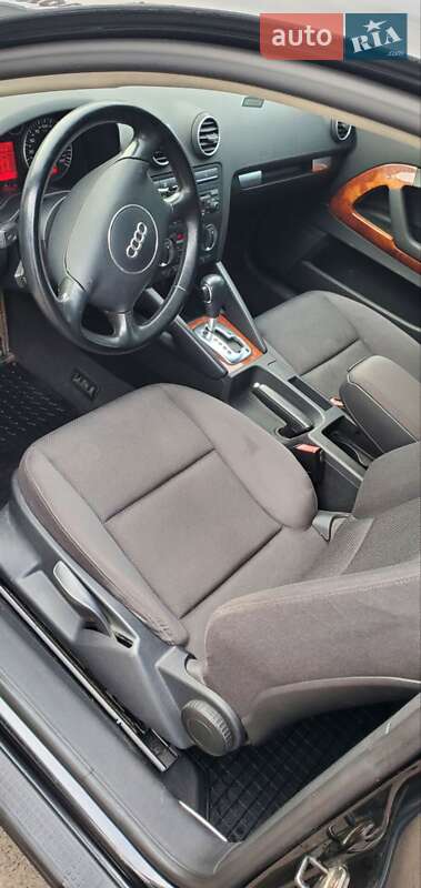Хэтчбек Audi A3 2004 в Черкассах