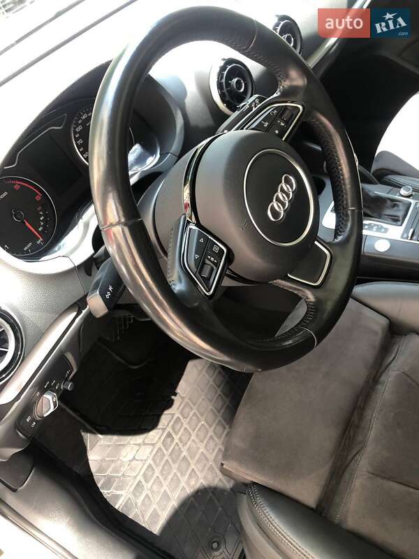 Хетчбек Audi A3 2016 в Львові