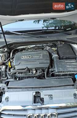 Седан Audi A3 2014 в 
