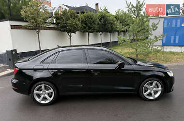 Седан Audi A3 2016 в 