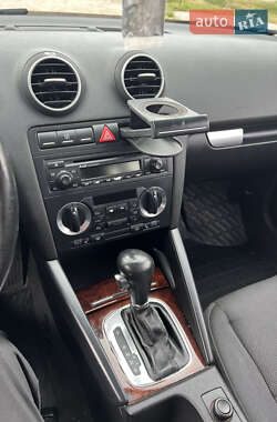 Хэтчбек Audi A3 2005 в 