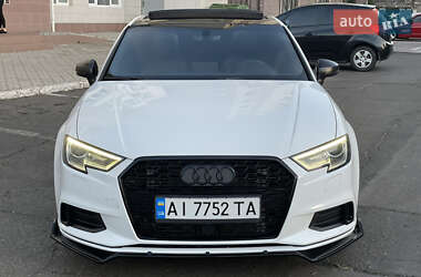 Седан Audi A3 2016 в 