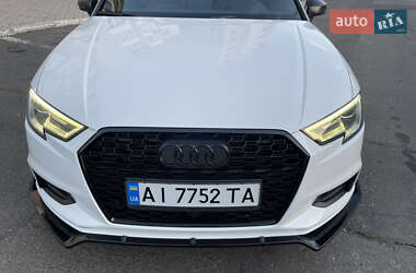 Седан Audi A3 2016 в 