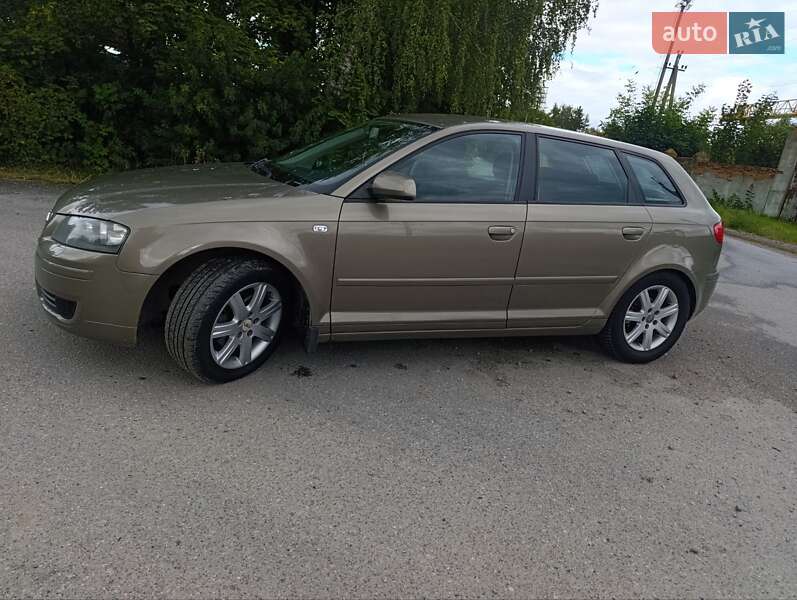 Хэтчбек Audi A3 2006 в Теребовле
