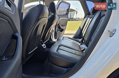 Хэтчбек Audi A3 2015 в 