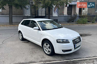 Хэтчбек Audi A3 2008 в 