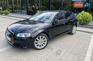 Хэтчбек Audi A3 2012 в Ужгороде