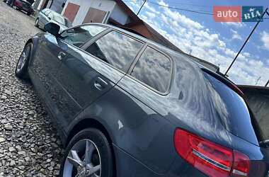 Хэтчбек Audi A3 2009 в 