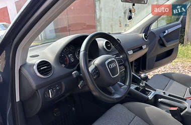 Хэтчбек Audi A3 2009 в 