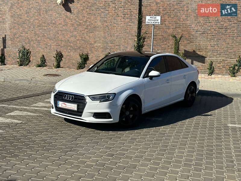 Седан Audi A3 2017 в Одесі