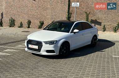 Седан Audi A3 2017 в 