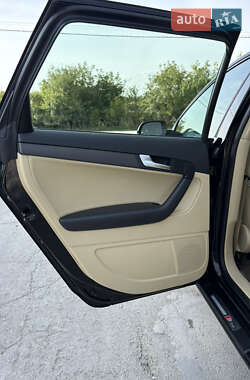 Хэтчбек Audi A3 2012 в 