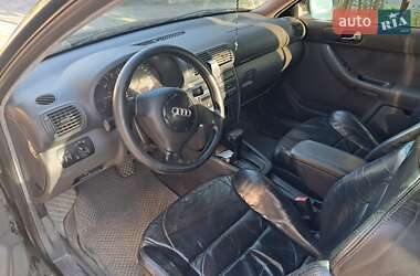 Хэтчбек Audi A3 1997 в 