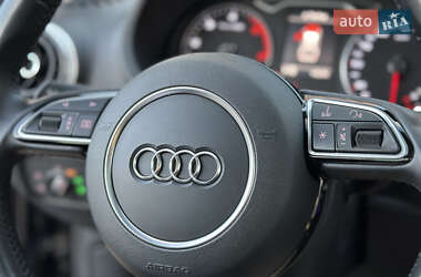 Хэтчбек Audi A3 2015 в 