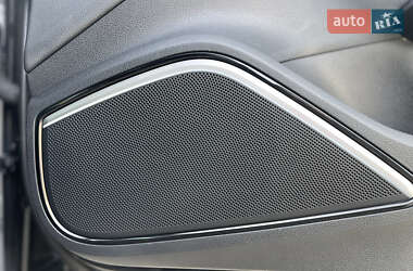 Хэтчбек Audi A3 2015 в 