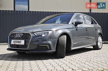 Хэтчбек Audi A3 2017 в 