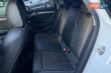 Седан Audi A3 2016 в 