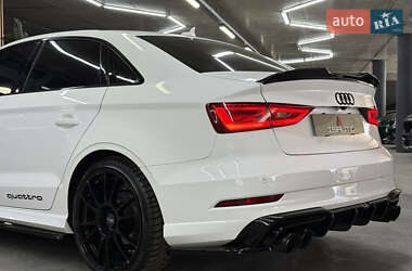 Седан Audi A3 2016 в 