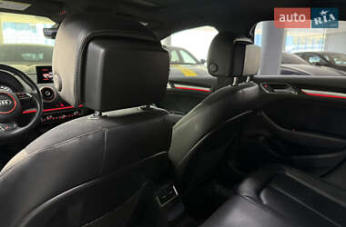 Седан Audi A3 2016 в 