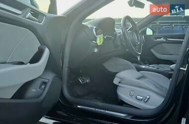Хэтчбек Audi A3 2016 в 