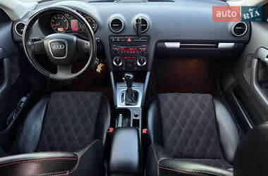 Хэтчбек Audi A3 2005 в 