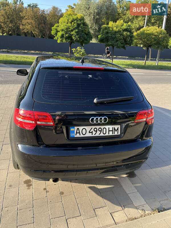 Хетчбек Audi A3 2012 в Ужгороді