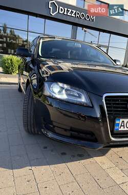Хетчбек Audi A3 2012 в 