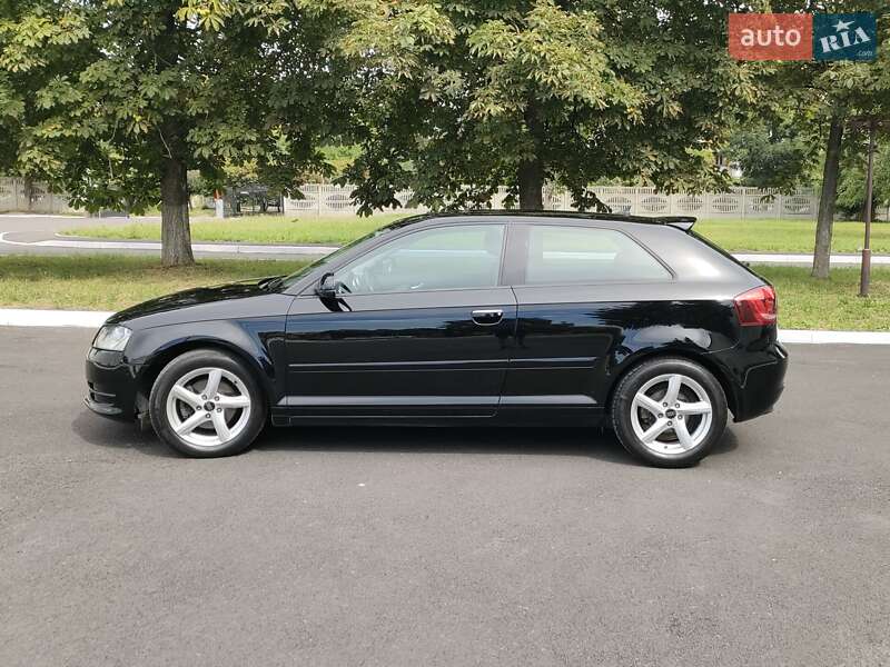 Хэтчбек Audi A3 2010 в Ивано-Франковске