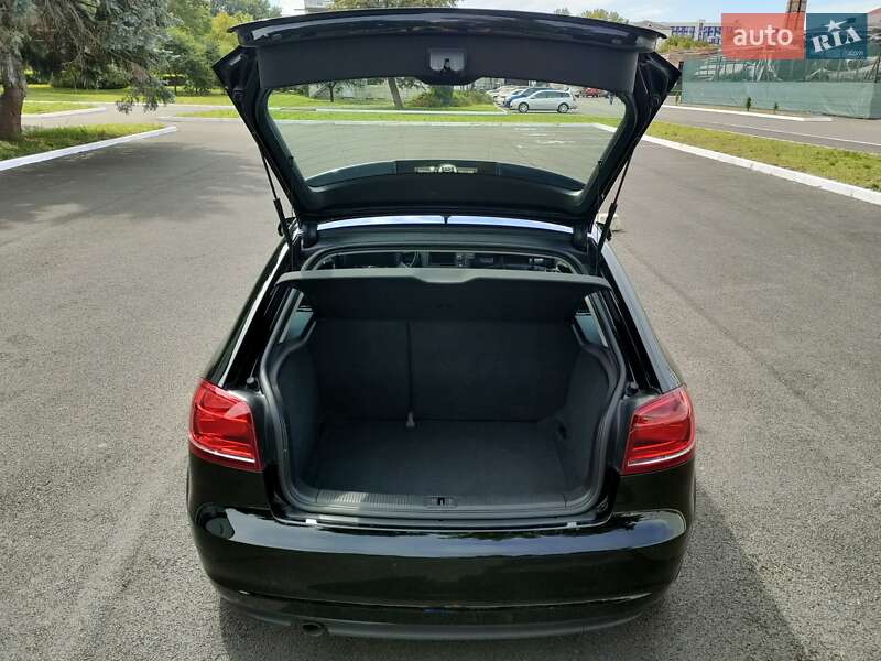 Хэтчбек Audi A3 2010 в Ивано-Франковске