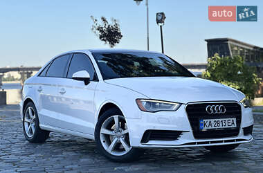 Седан Audi A3 2015 в Киеве