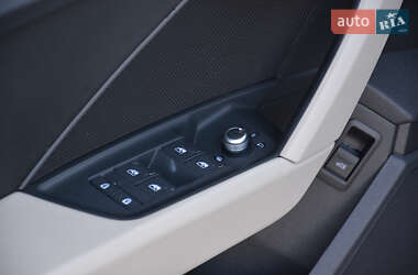 Седан Audi A3 2022 в 