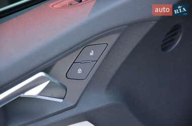 Седан Audi A3 2022 в 